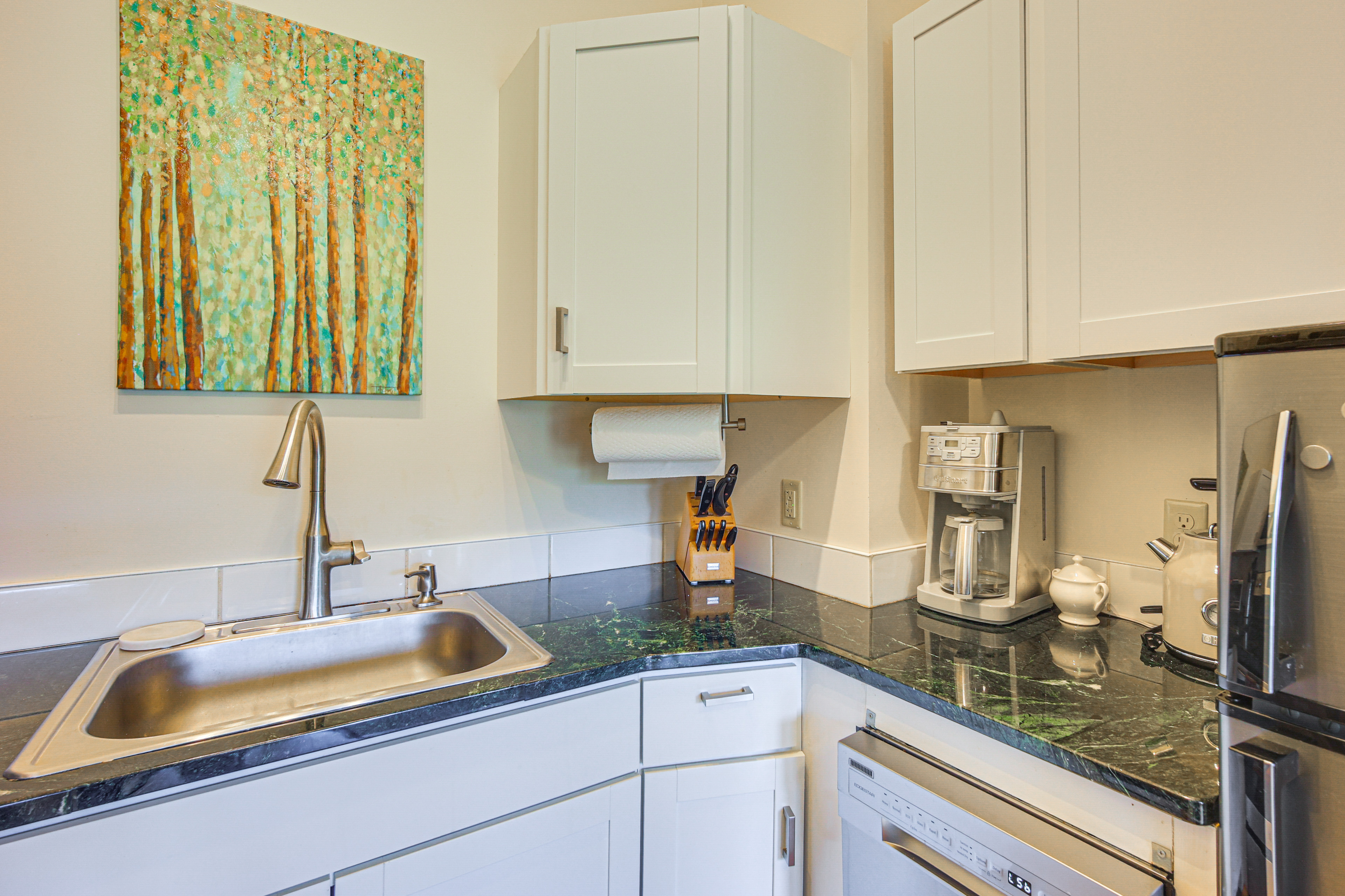 Romantic, Secluded Vermont Getaway w/ Hot Tub