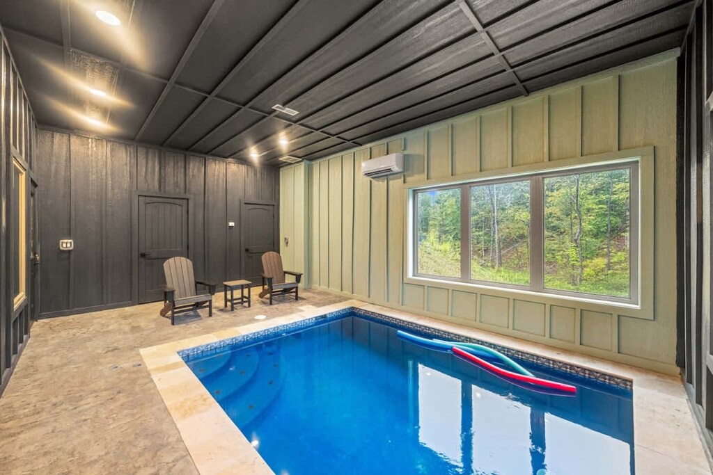30-424-Hatchet-Wy-Pigeon-Forge-TN-30