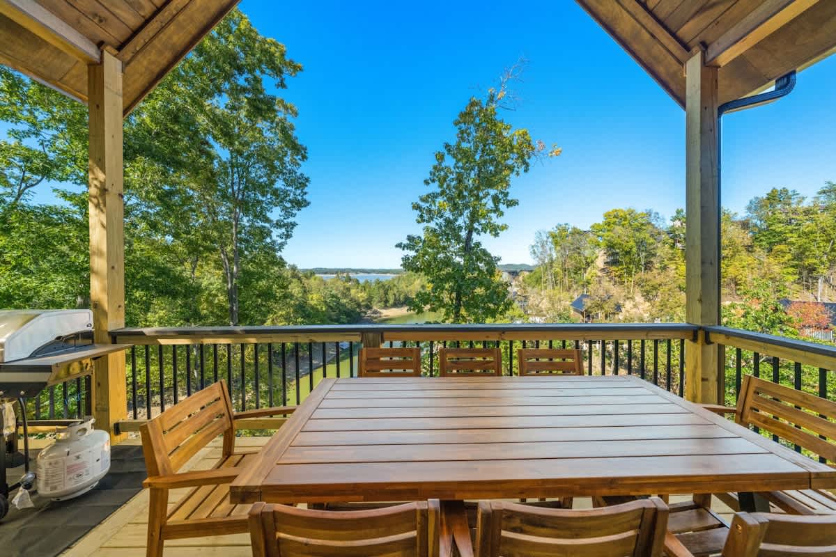 25-128-Jolene-Wy-Tennessee-25