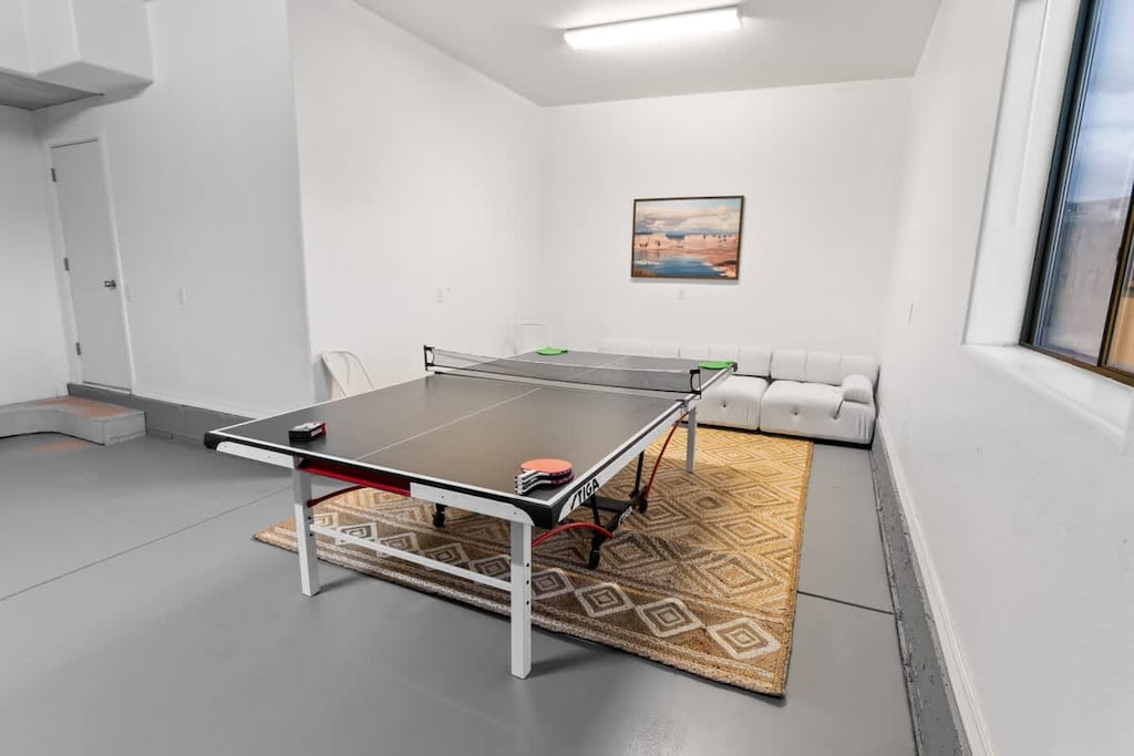 Game room with ping pong, pool and seating