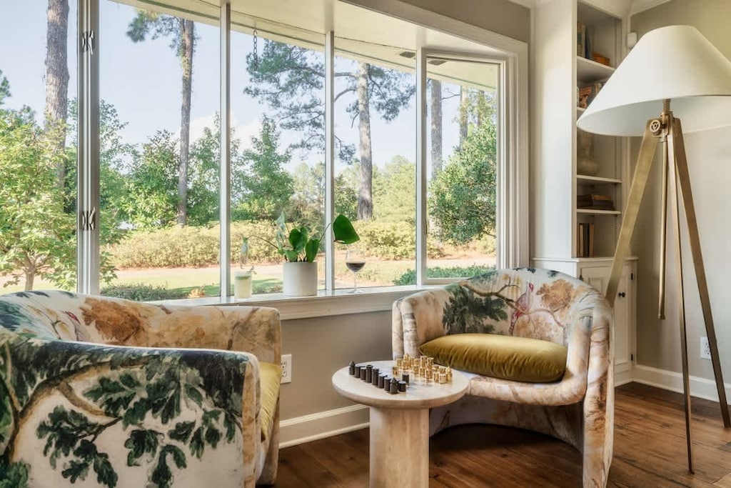 TheHowellHouse-4640SMontgomerySt-017-4000