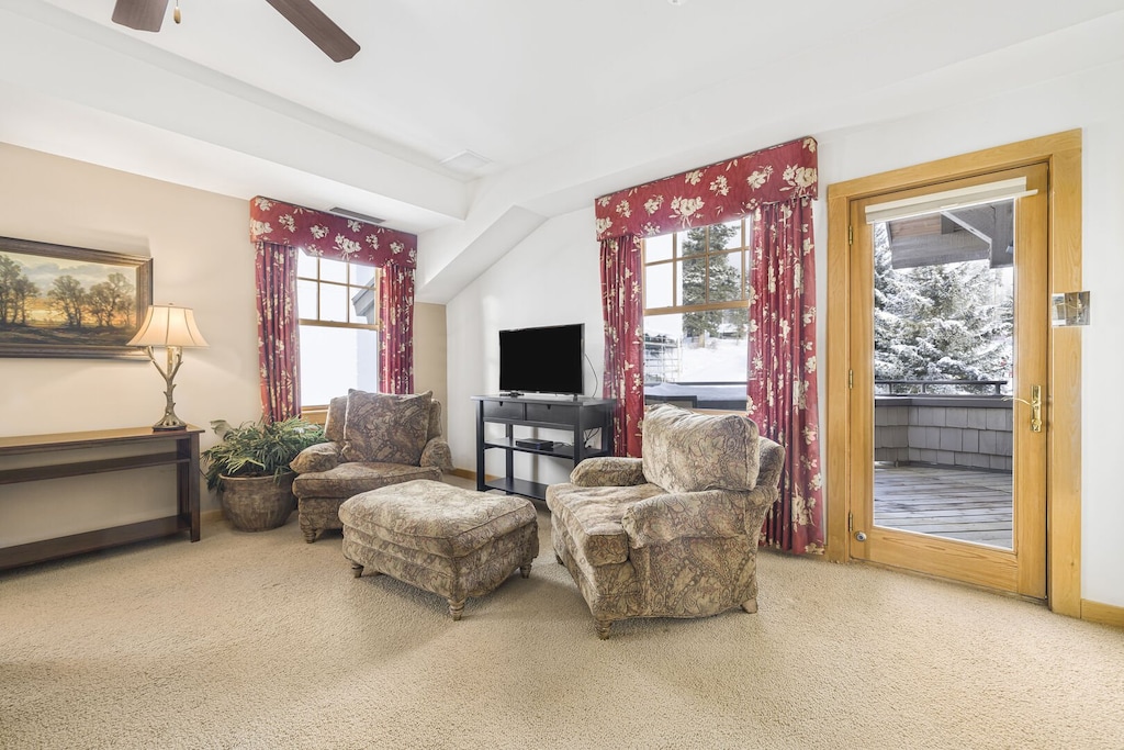Master Bedroom Sitting Area