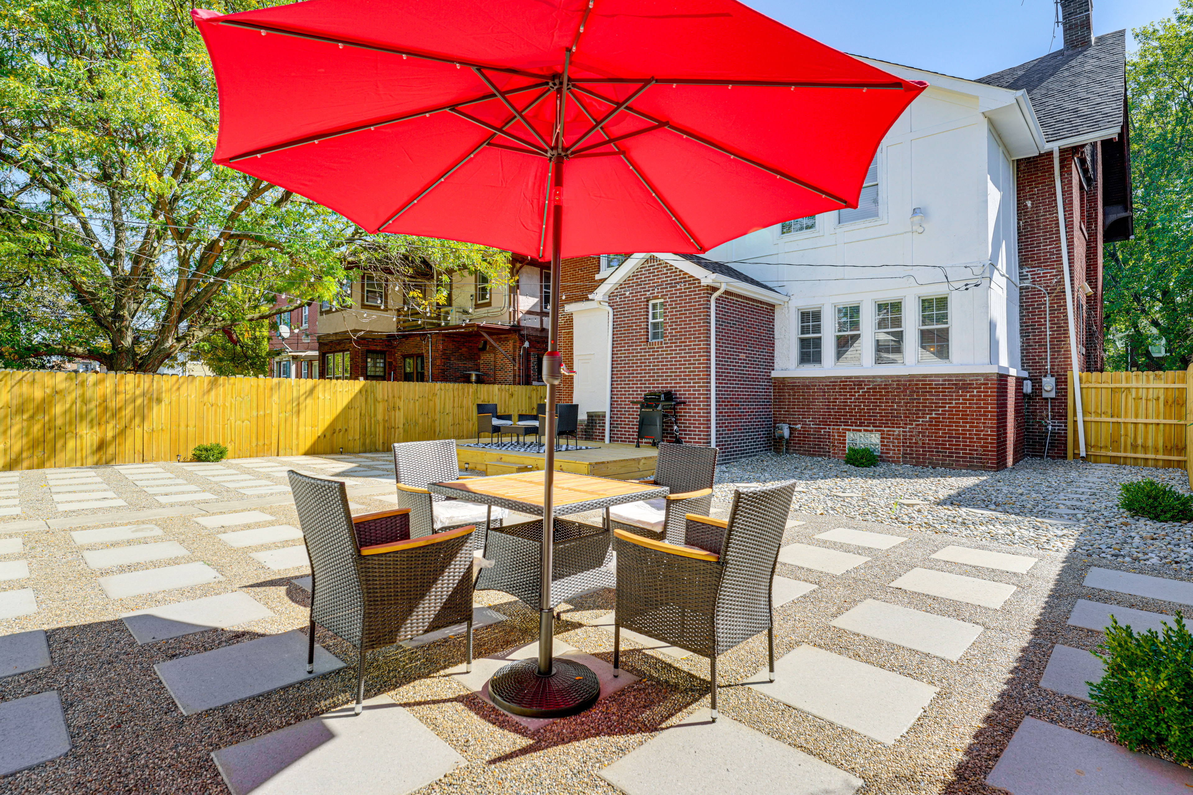 5 Mi to Dtwn Detroit: Pet-Friendly ‘Edison Home’
