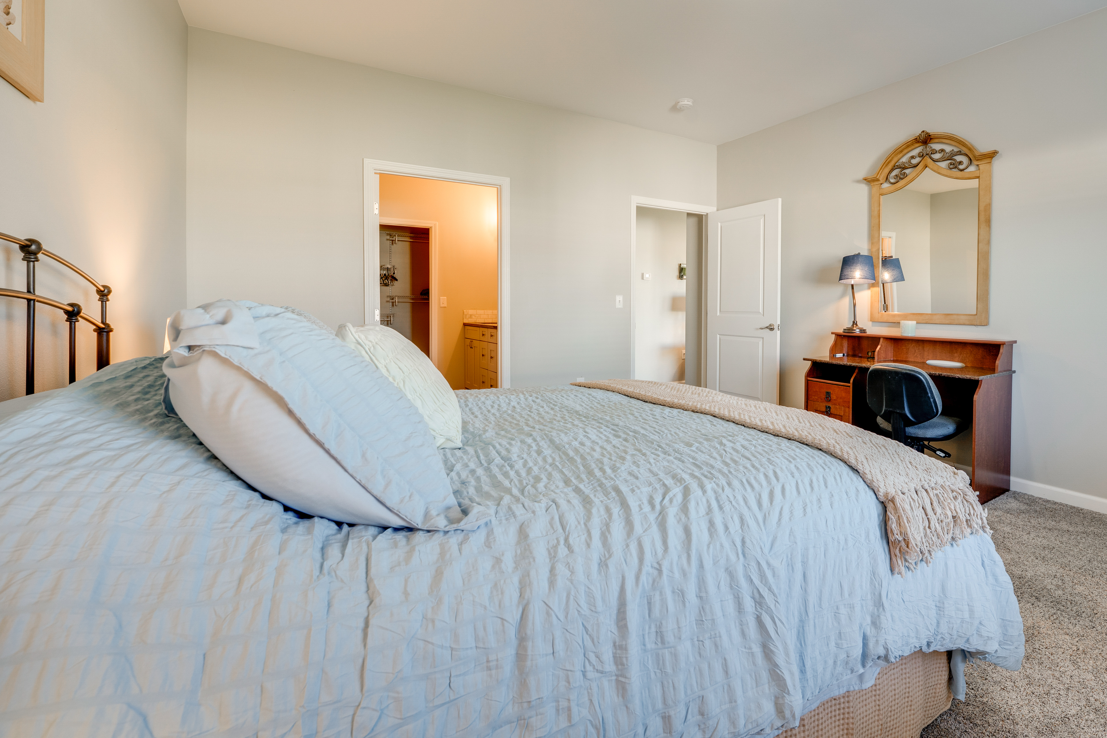 Walk to Moses Lake! Family Home w/ Fenced Yard