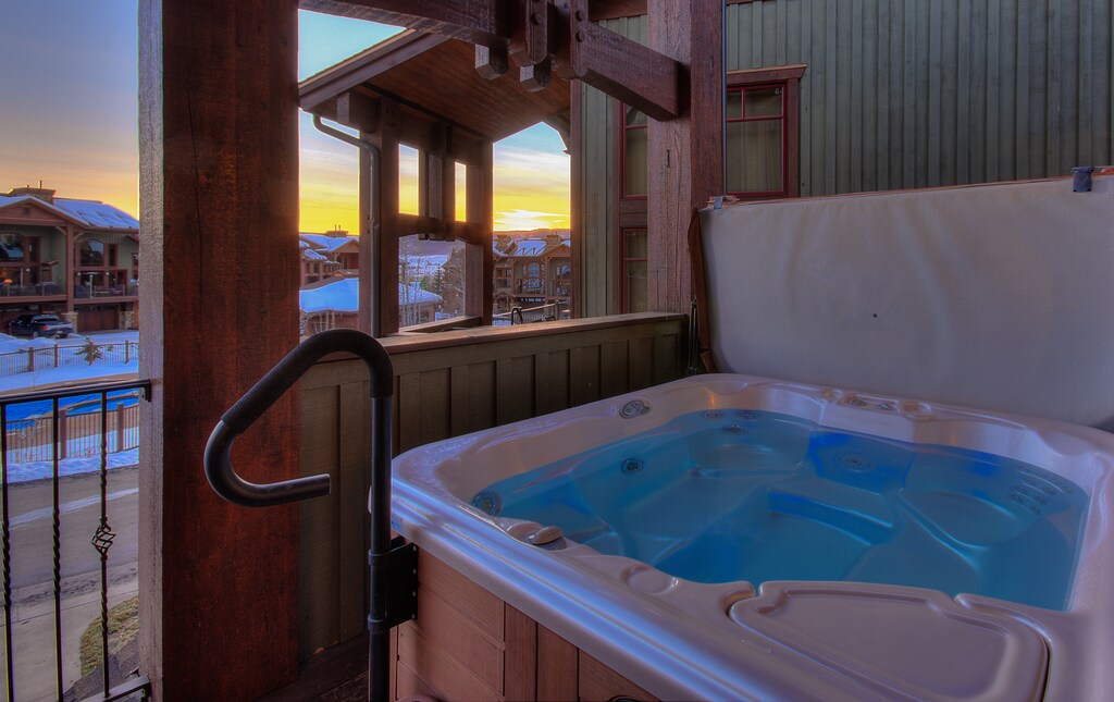 Private Hot Tub