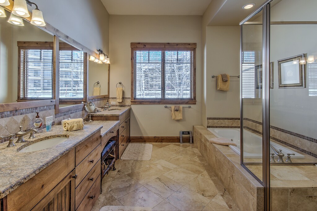 Upper Level Master Bathroom