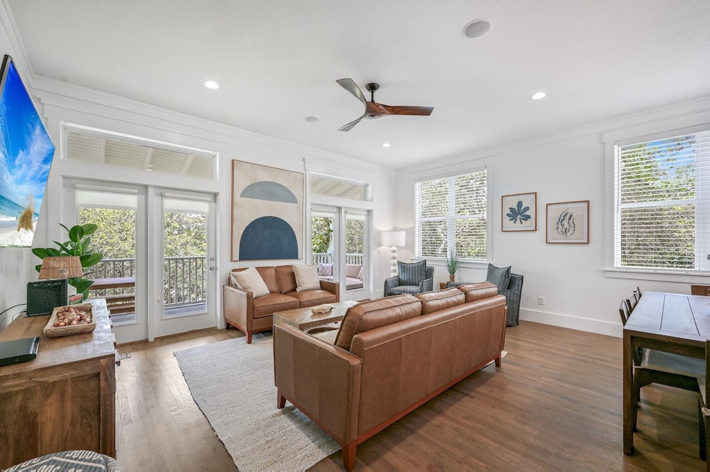 Second Floor: Living Area