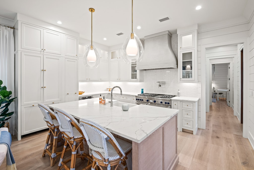 First Floor: Kitchen