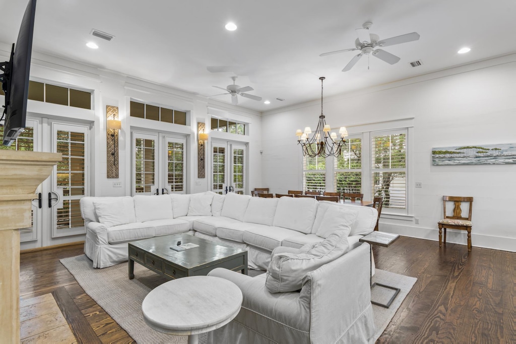 First Floor: Living Area