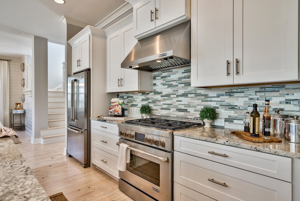 First Floor: Kitchen