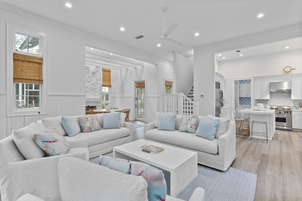 First Floor: Living Area