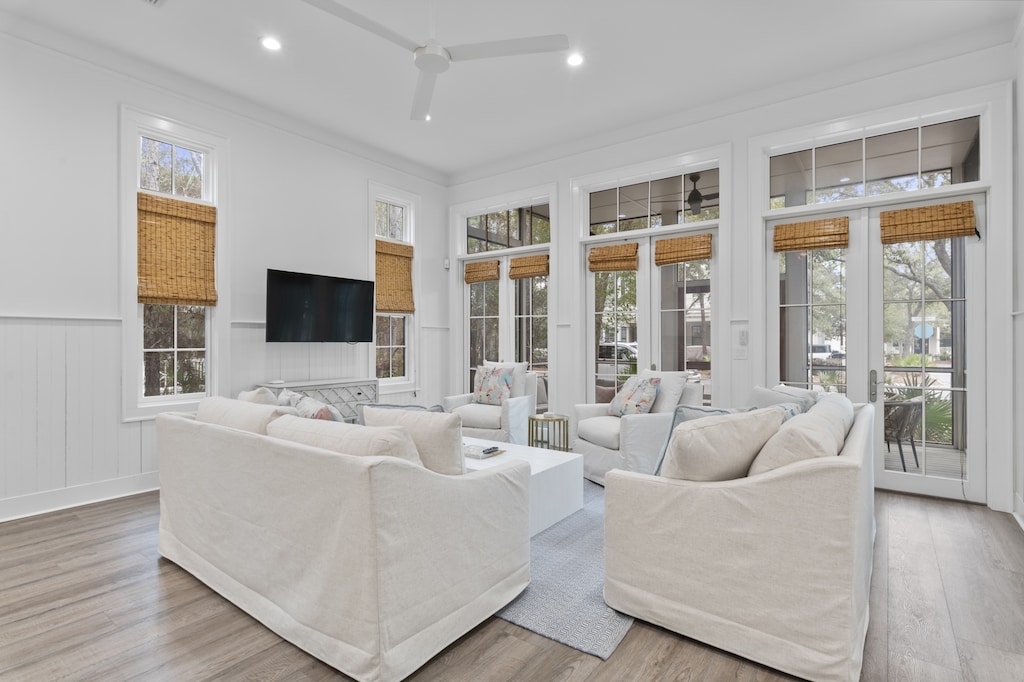 First Floor: Living Area