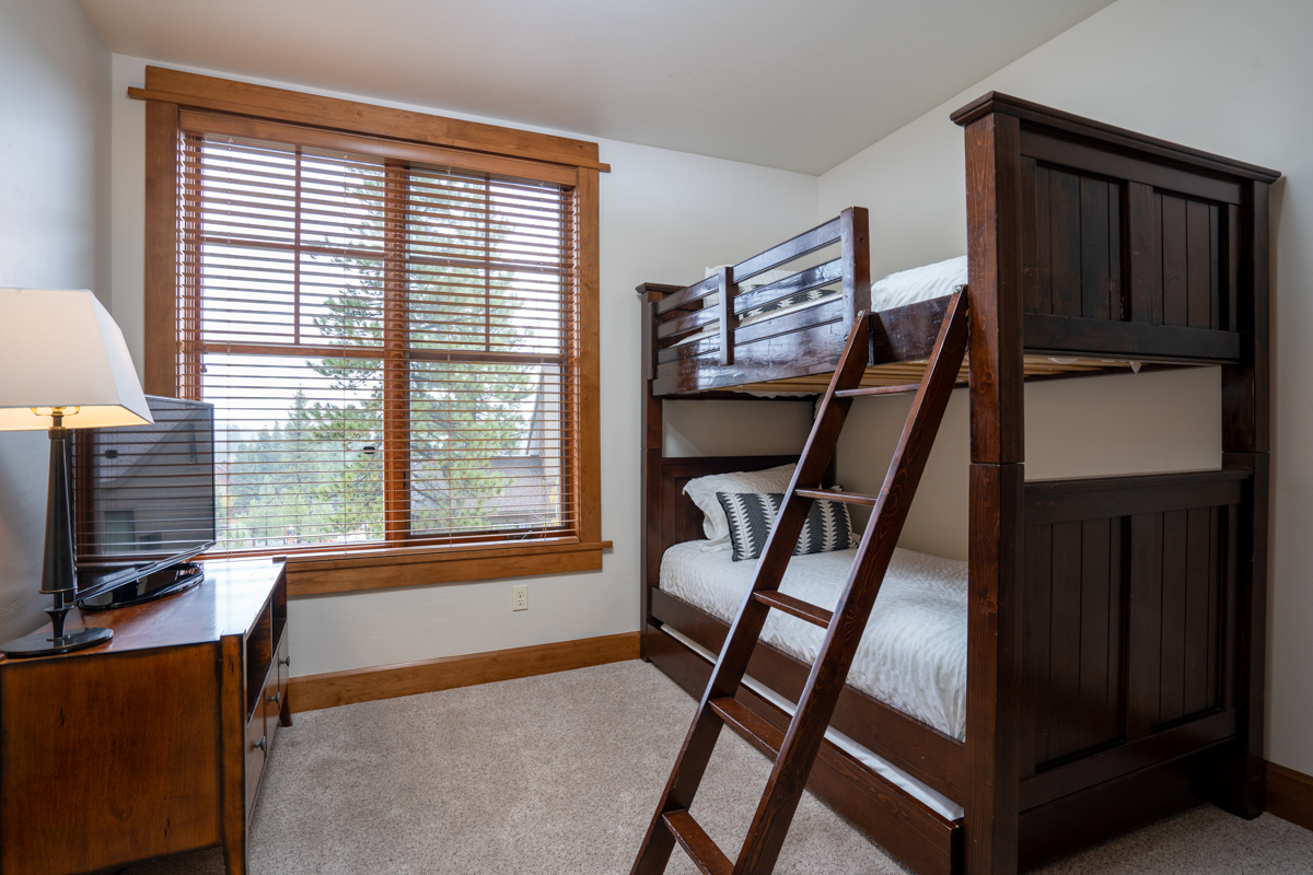 Northstar - Iron Horse Lodge North 203