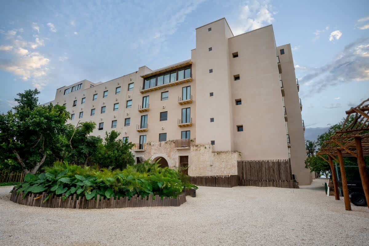 Beach Escape | 4BR | Relax & Enjoy