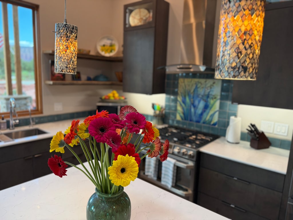 Kitchen  - Rancho Rojo Sedona - Vivid Sedona. Kitchen  - Rancho Rojo Sedona - Vivid Sedona