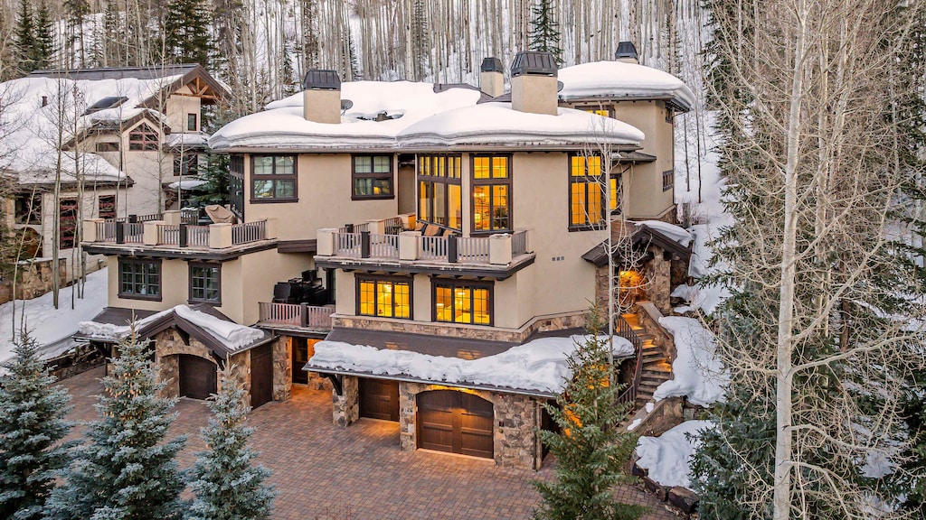 Tucked among the aspens, steps from Vail Village and the slopes.