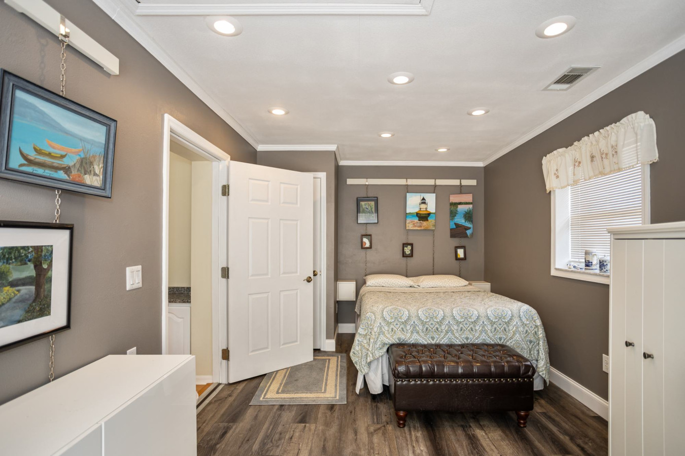 Hernandez Hacienda at De La Mesa 