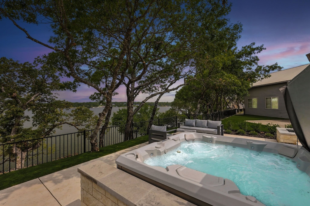 Nothing says rest and relaxation like a warm, soothing soak in a hot tub. Slip into the water and take in the waterfront views as you soak your daily stresses away!