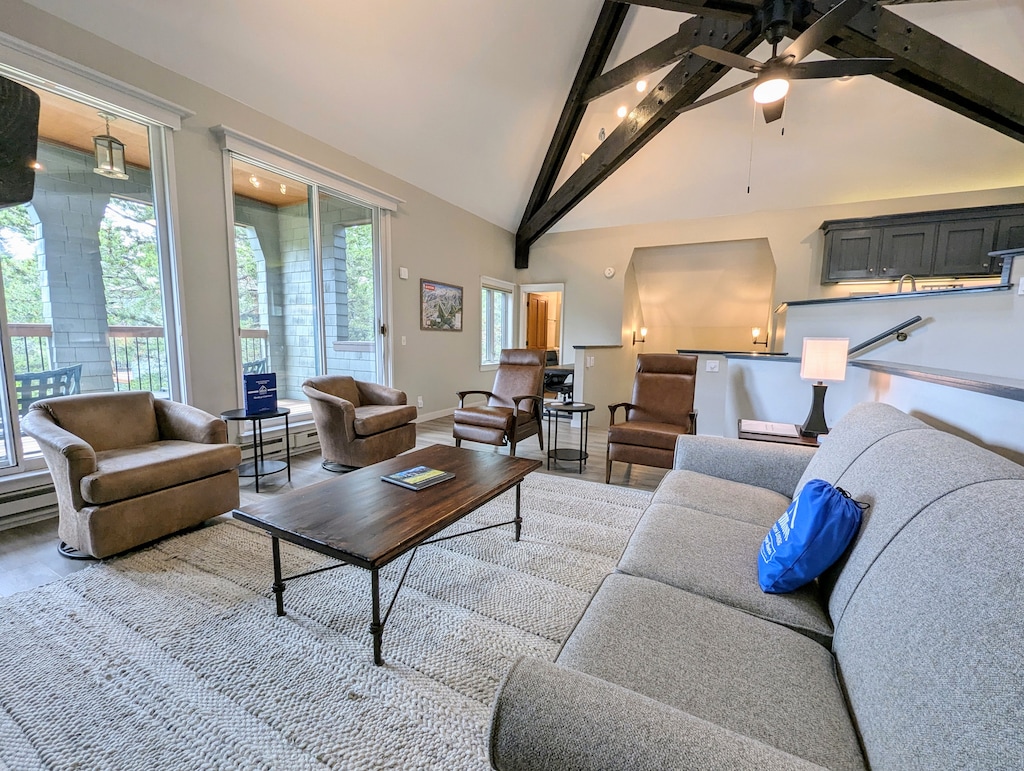 Bright, beautiful vacation townhouse!