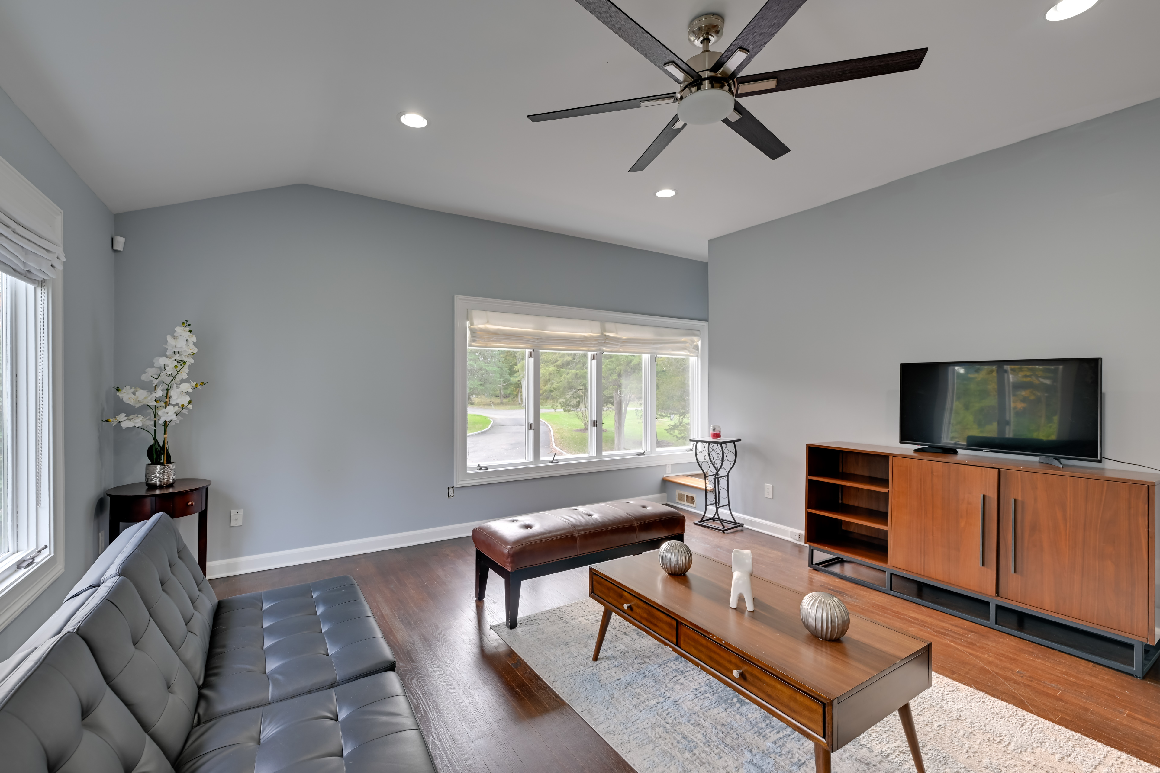 Gold Coast Getaway! Upscale Apt Near New Canaan