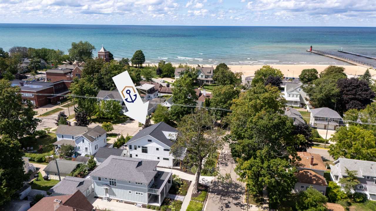 ExpERIEnce South Haven | Near Lake | Game Room