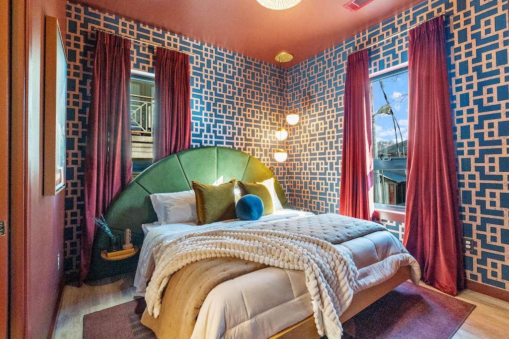 The rich tapestry of this king room is unmatched.