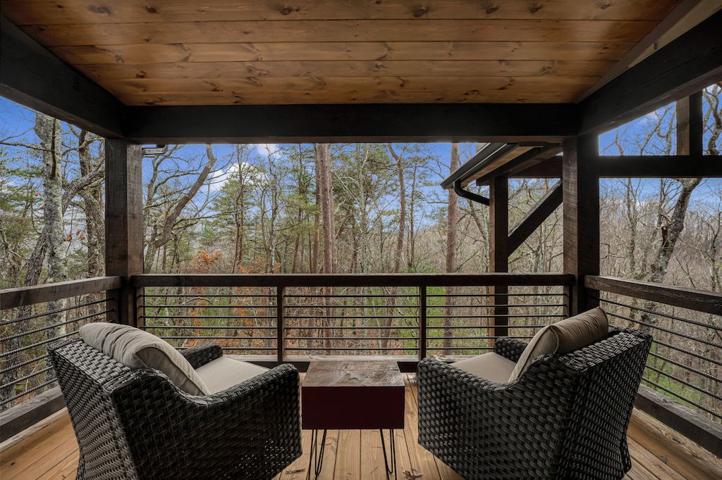 Bearly Made It - Upper Level Guest King Bedroom #1's Private Balcony