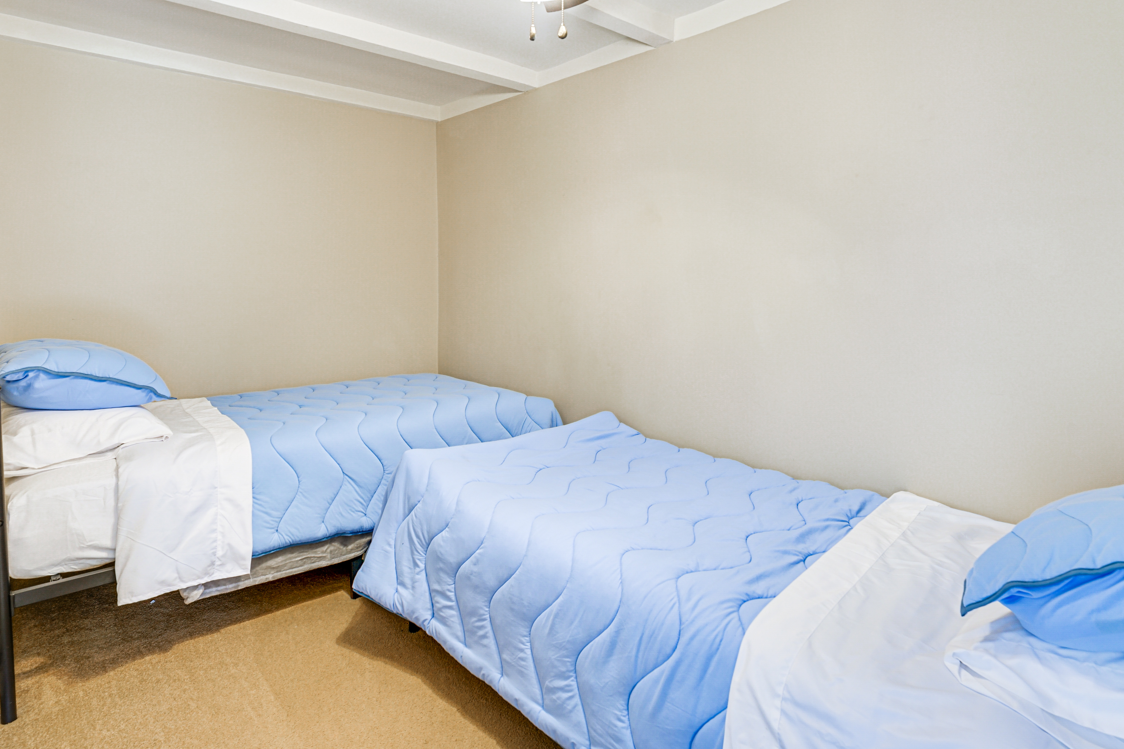 1 Block to Lake Huron: Pet-Friendly Apt w/ Kayaks