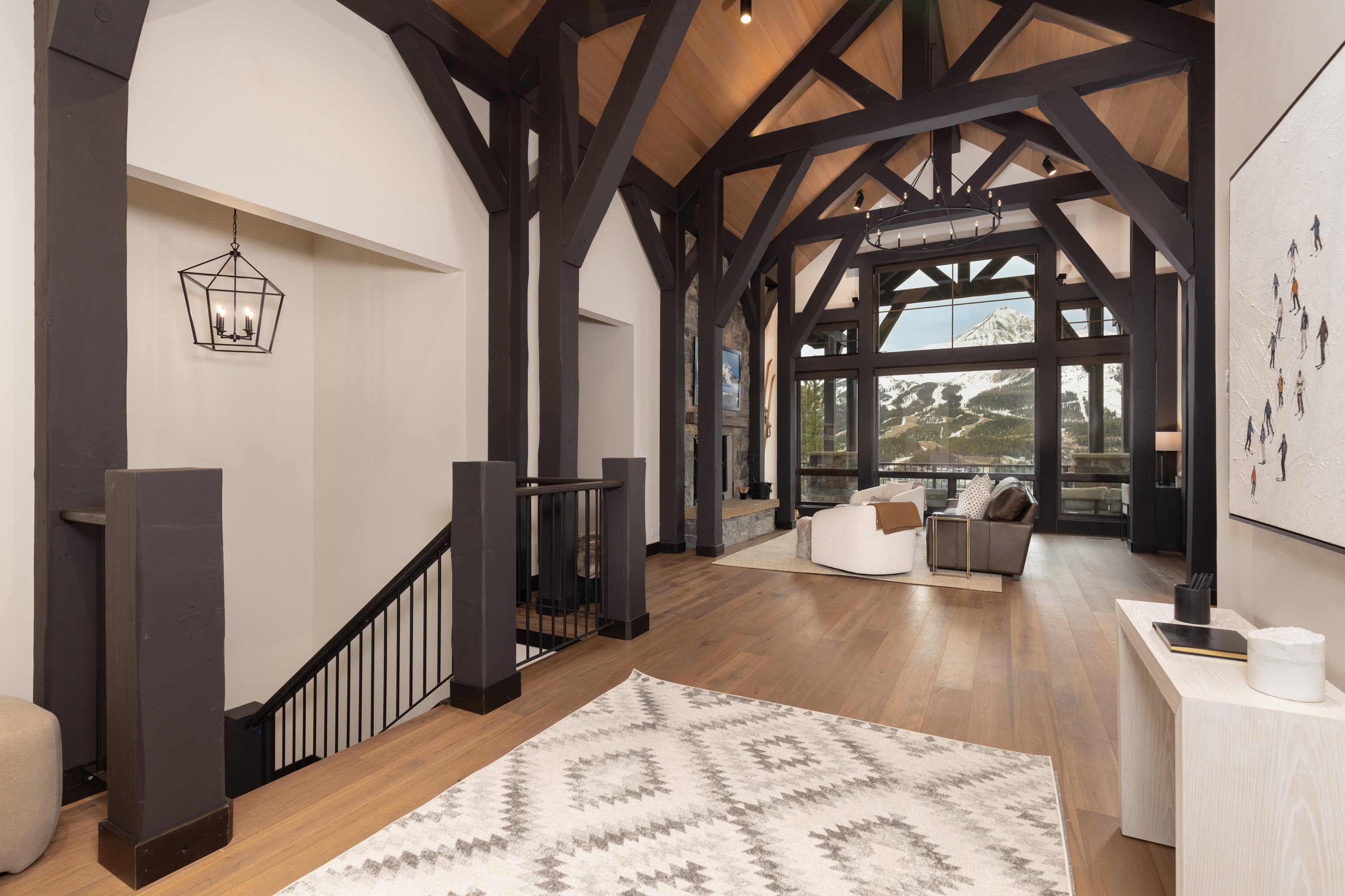 62 Summit View entry2