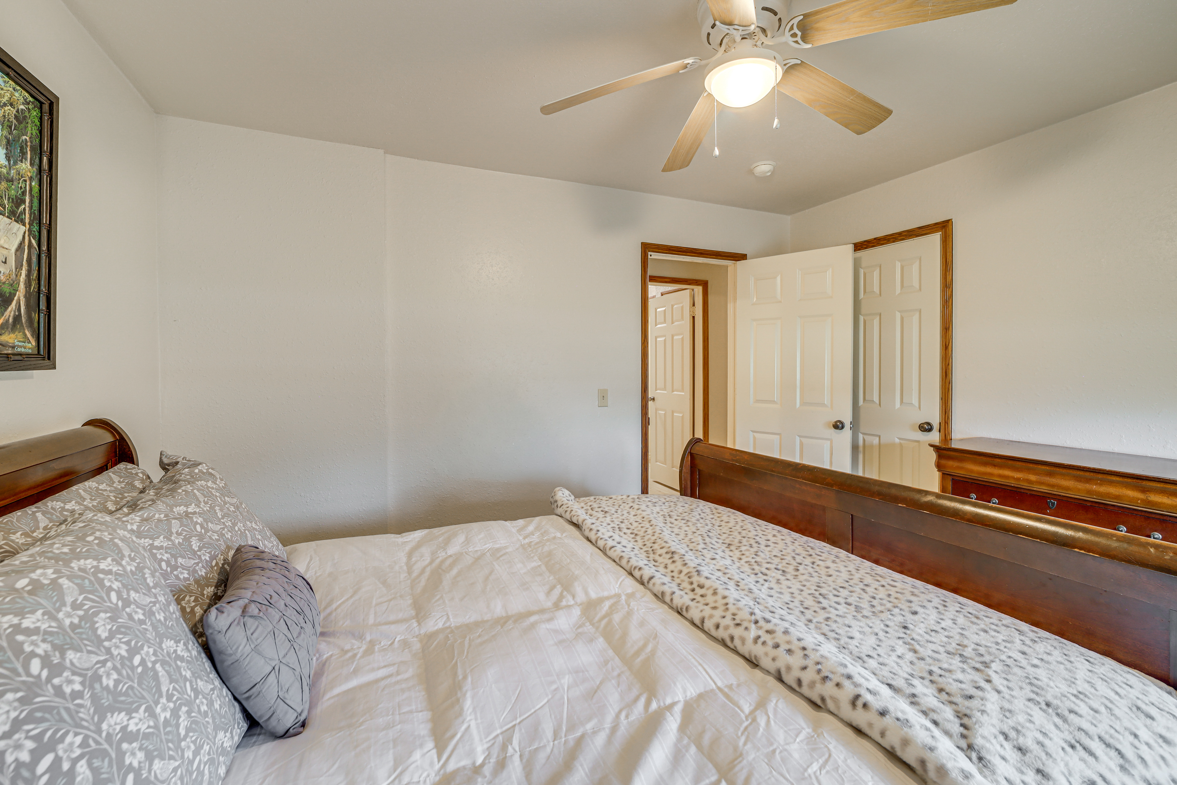 Family-Friendly Tulsa Suburb Home By Parks & River