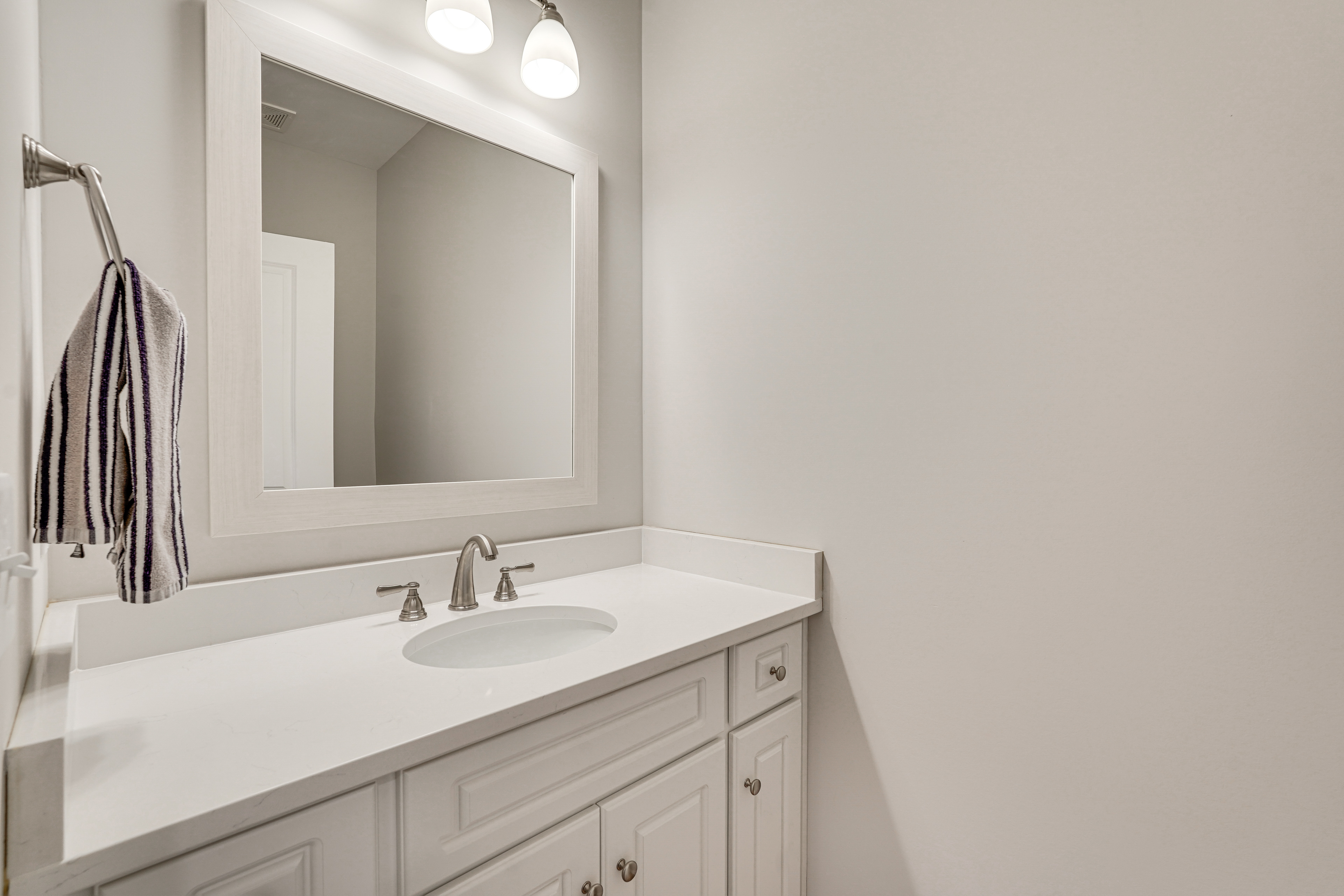 Clark's Hill Lake Retreat! Waterfront Home w/ Dock