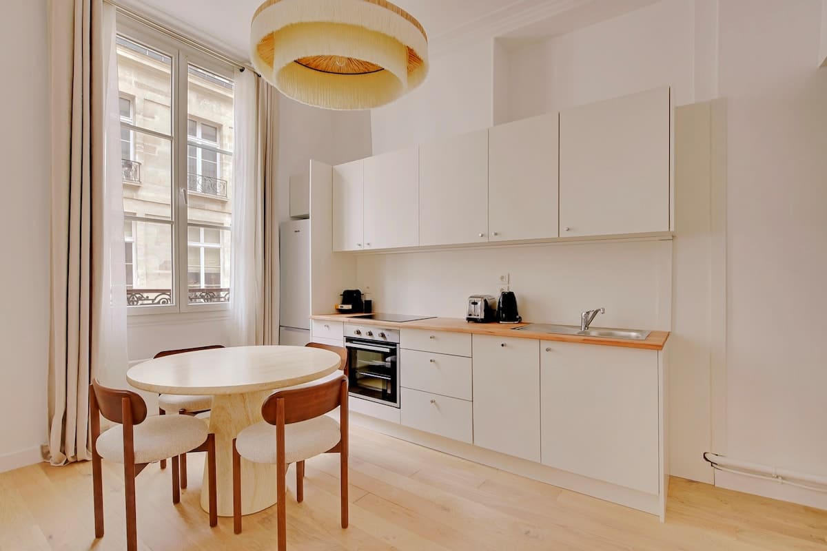 A charming 1-BR/1Ba - Louvre Rivoli