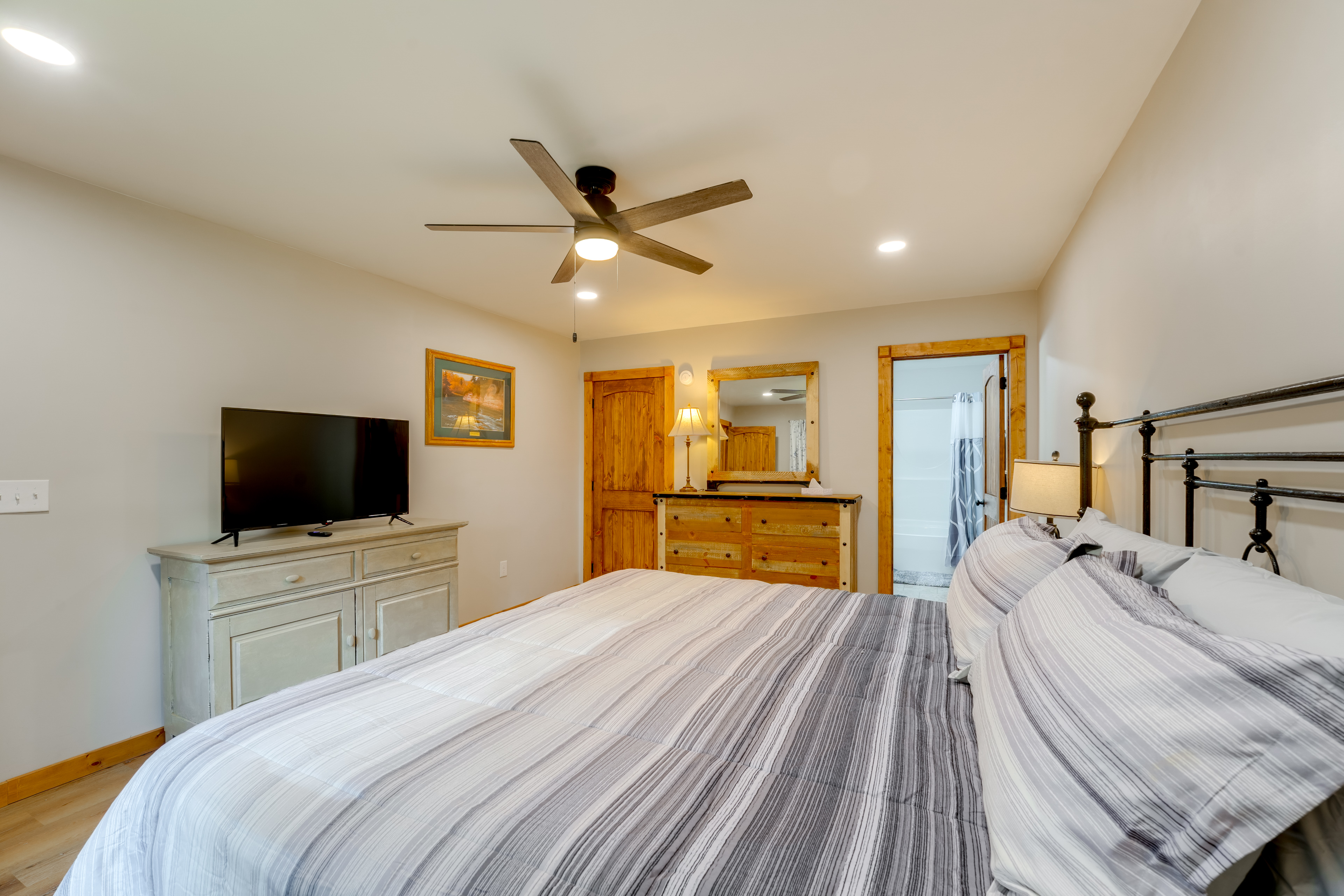 Families Welcome! Creekside Escape in Summerville