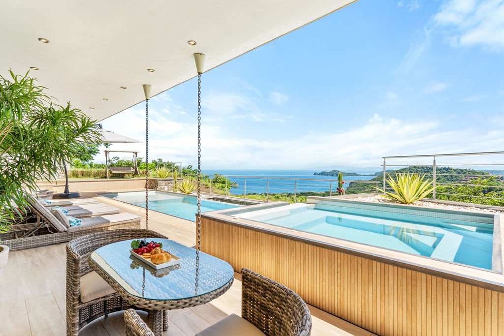 Outdoor Patio with Seating Area and Jacuzzi