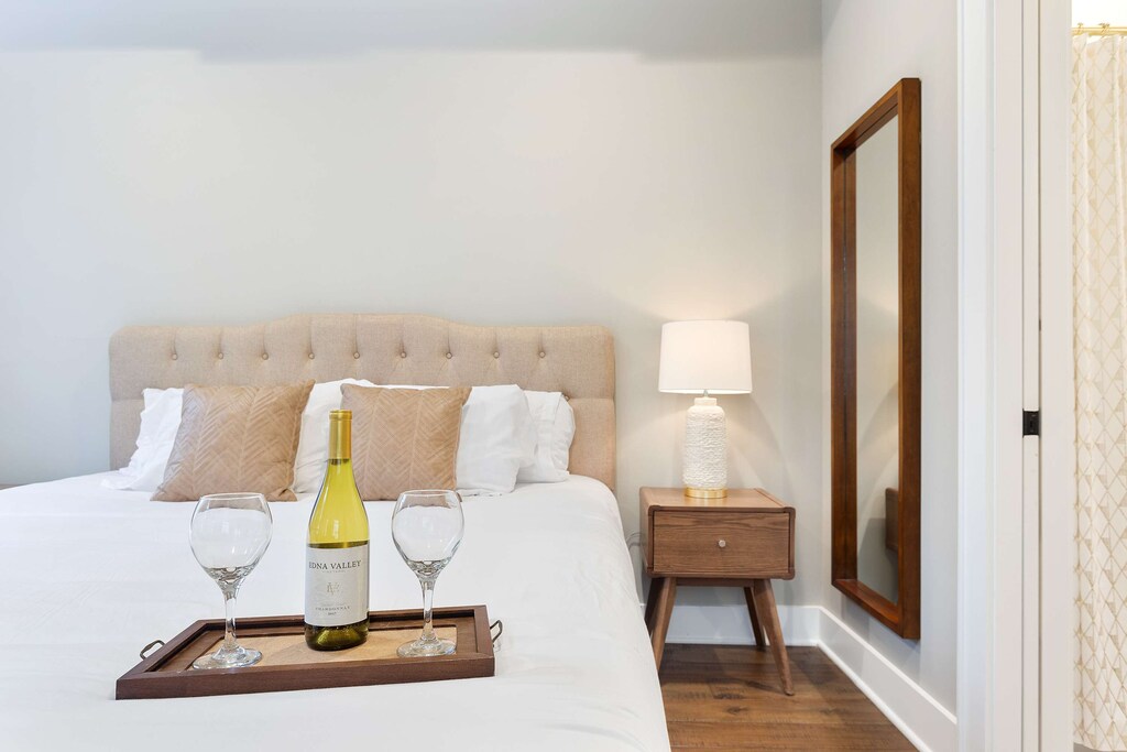 Bedroom 1: King Bed + TV