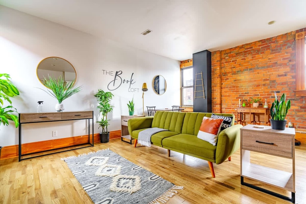 Family Friendly Vacation Rentals In Ohio Columbus
Our living room is adorned with different variation of plants, bringing a touch of nature indoors. These green accents create a fresh and cozy atmosphere. 
