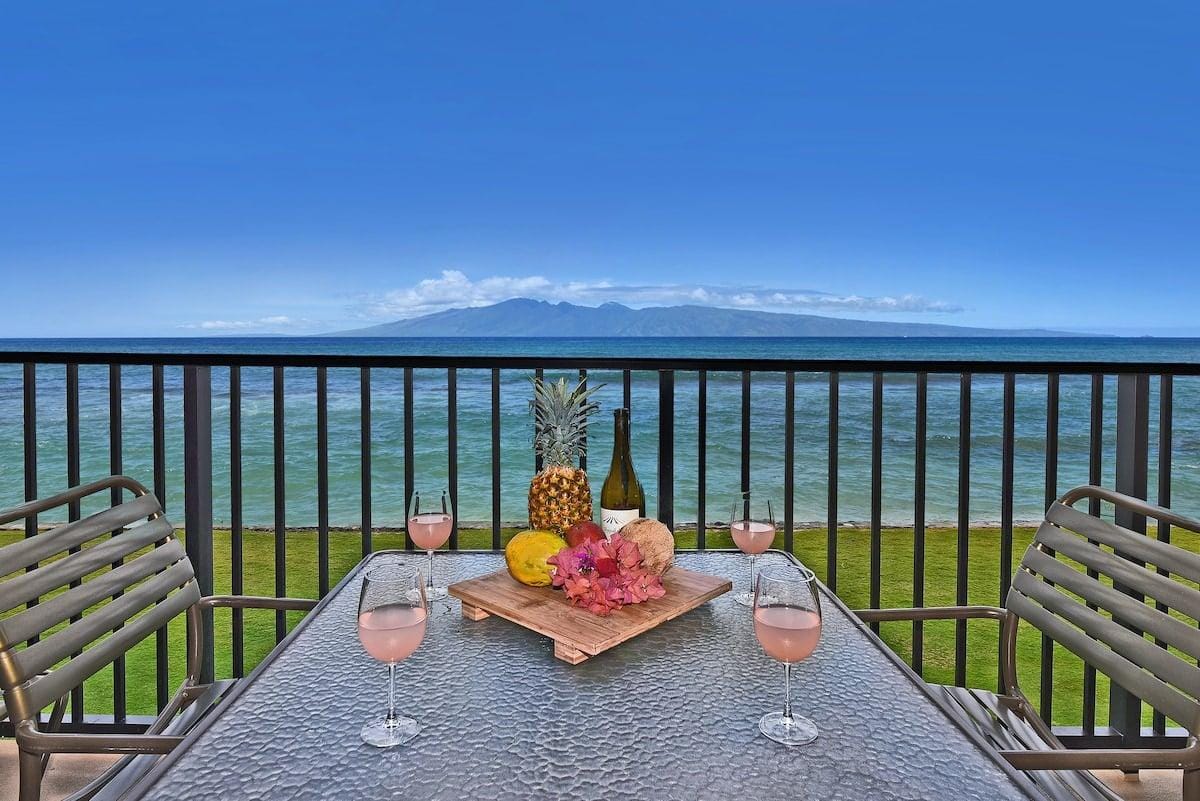 Papakea F208 · PK F208 Kaanapali BeachFront Condo w Ocean Views