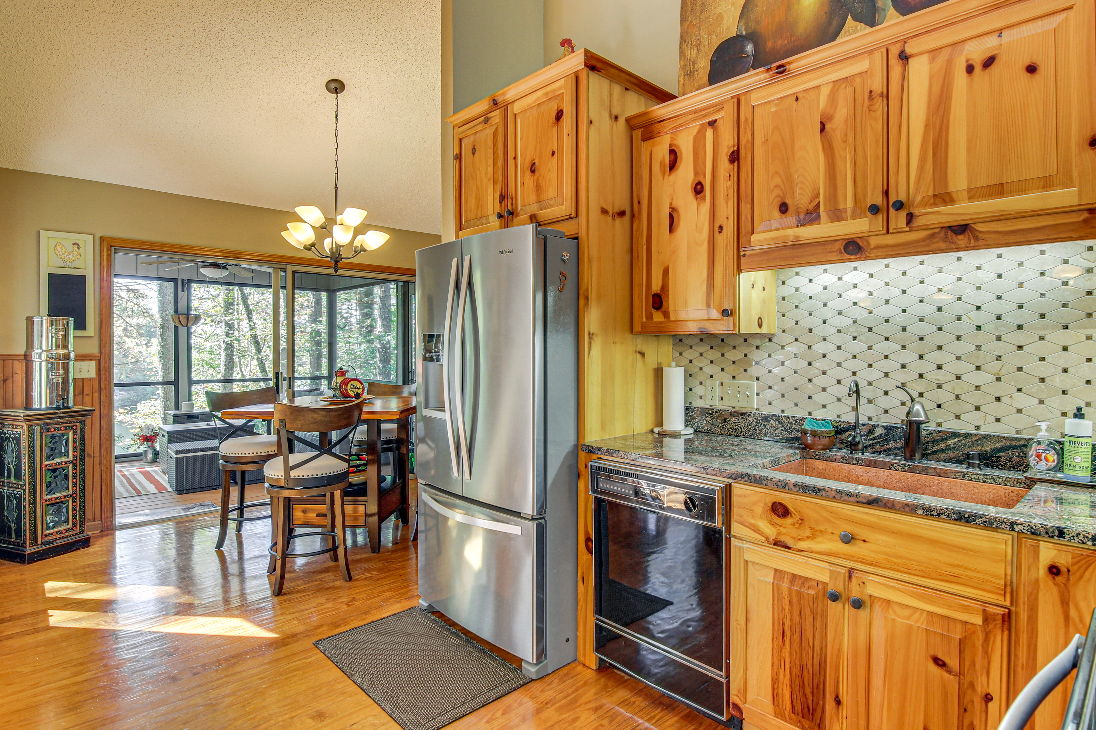 Festive Lakefront Escape: Blue Ridge Holiday Home