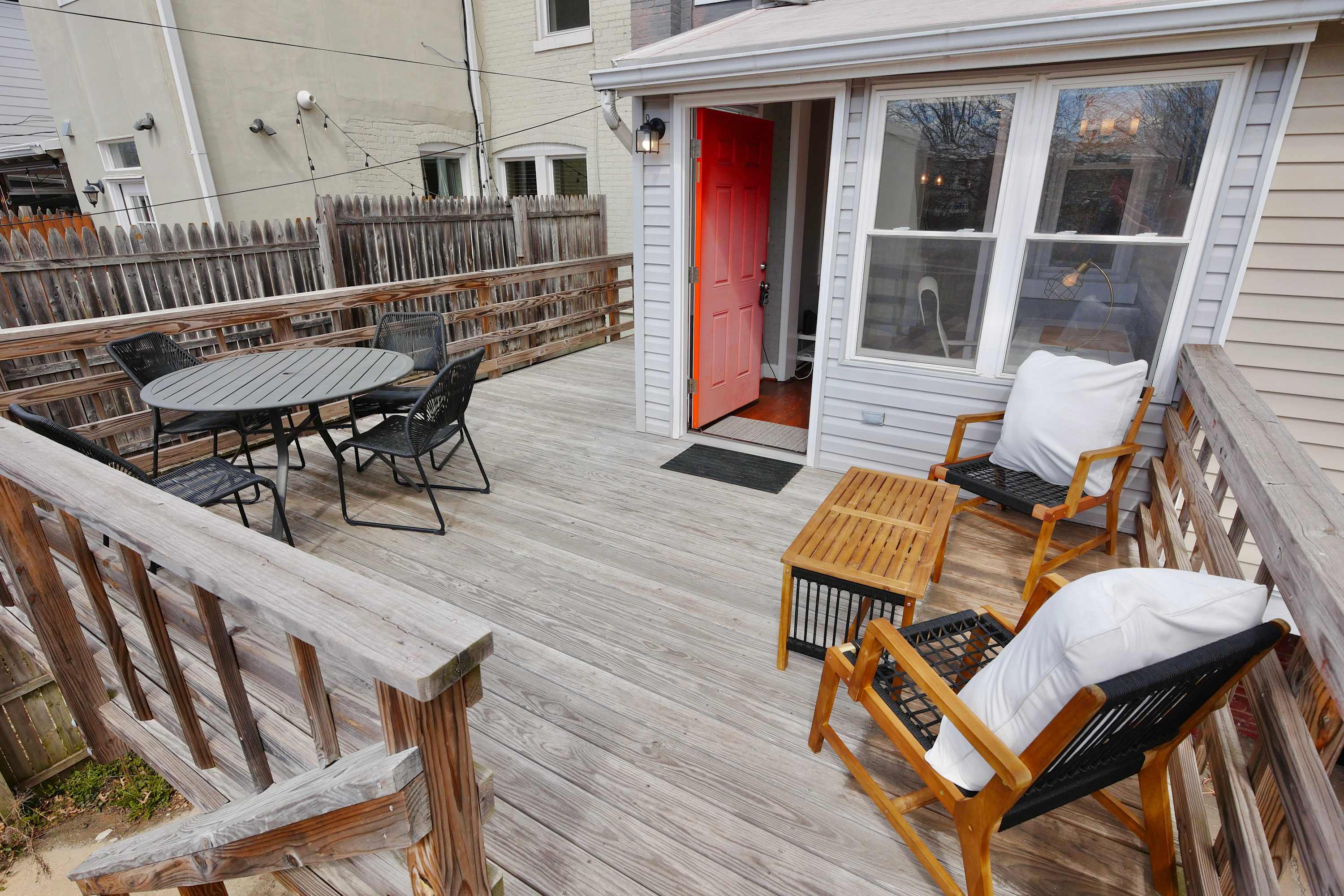 Beautiful private patio area to enjoy a morning coffee!