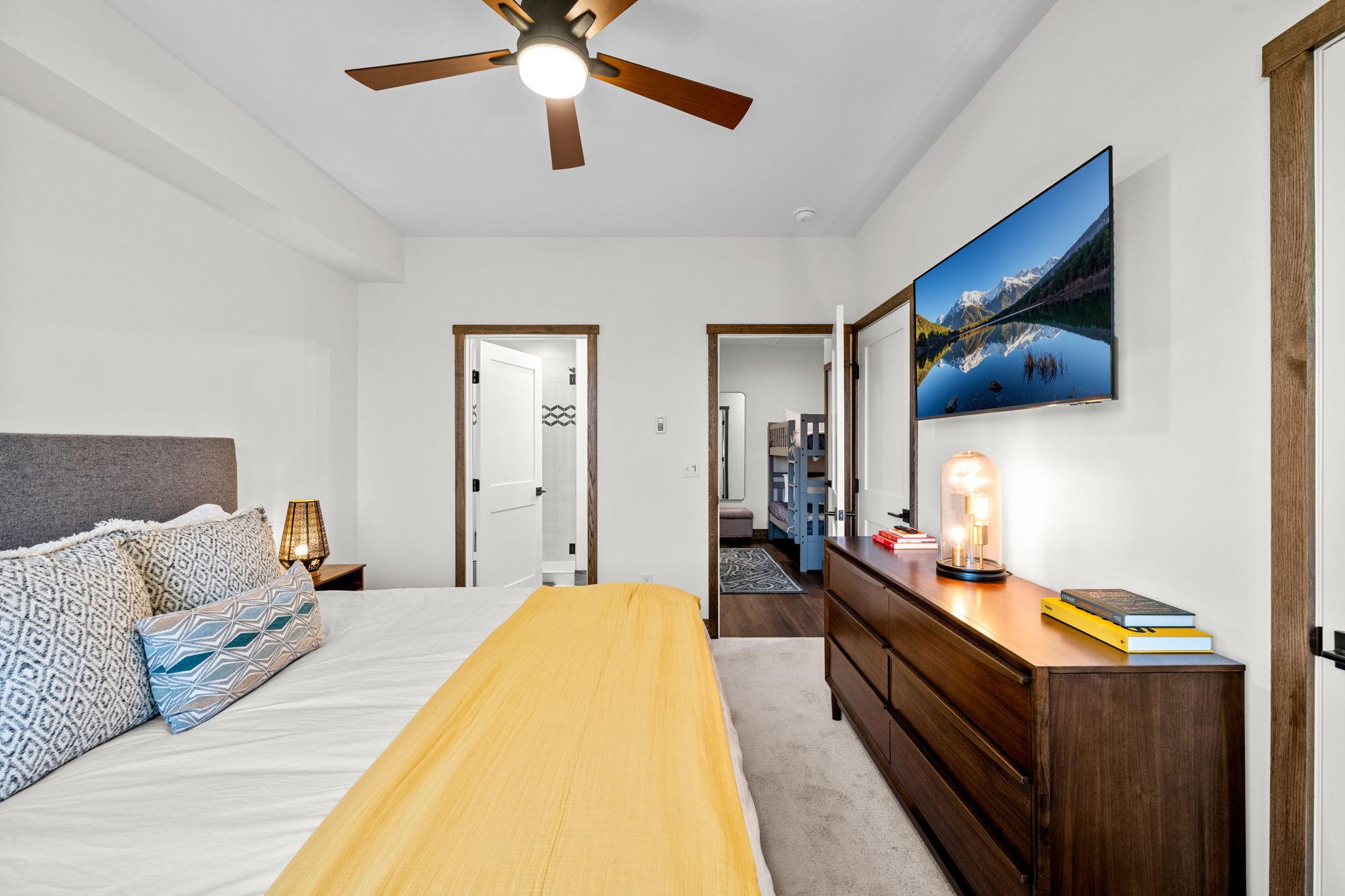 Unwind in this spacious king bedroom with a Smart TV—comfort and entertainment in one. 
