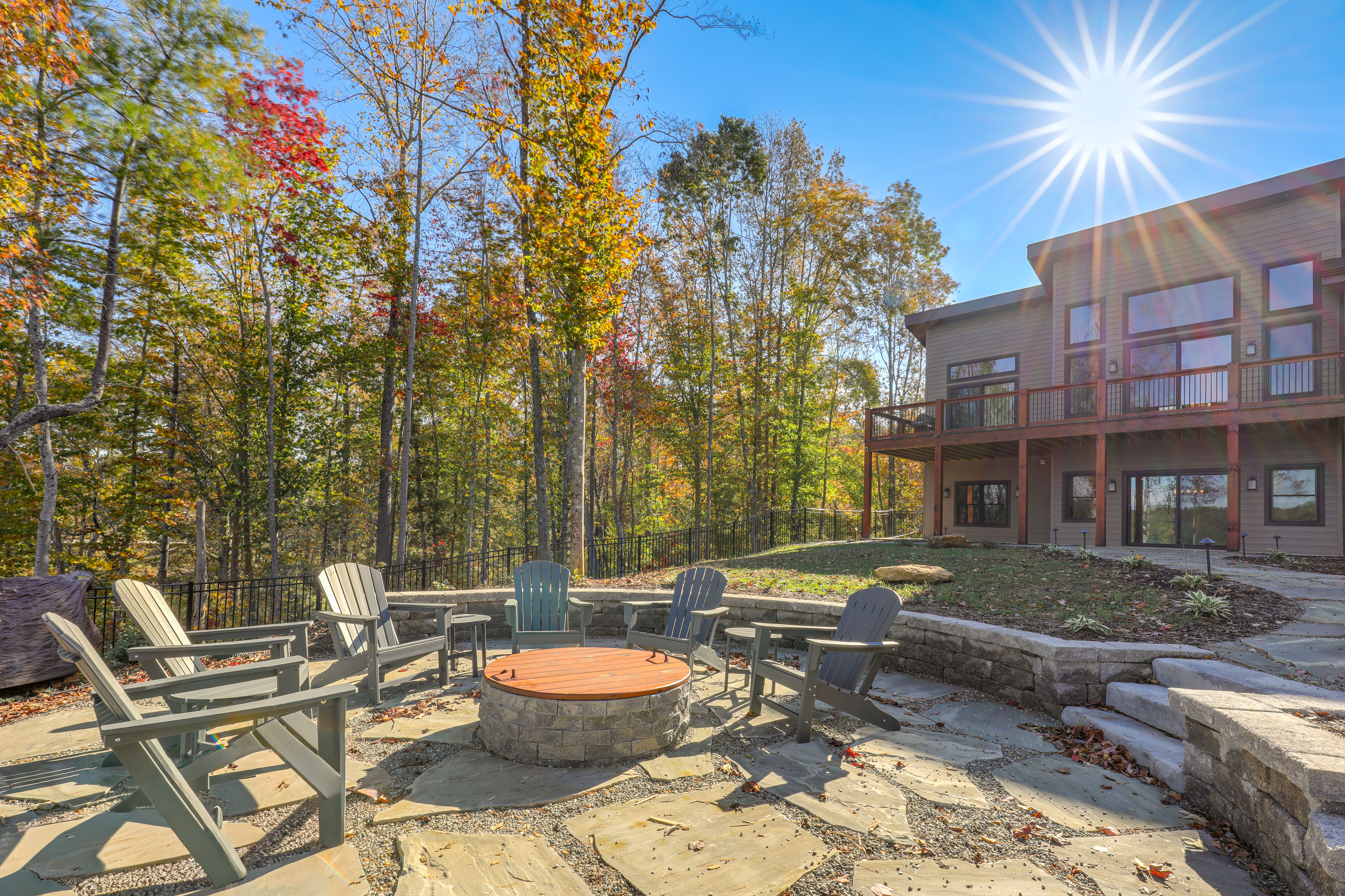 Dock + Game Room: Luxe Retreat on Rhodhiss Lake!