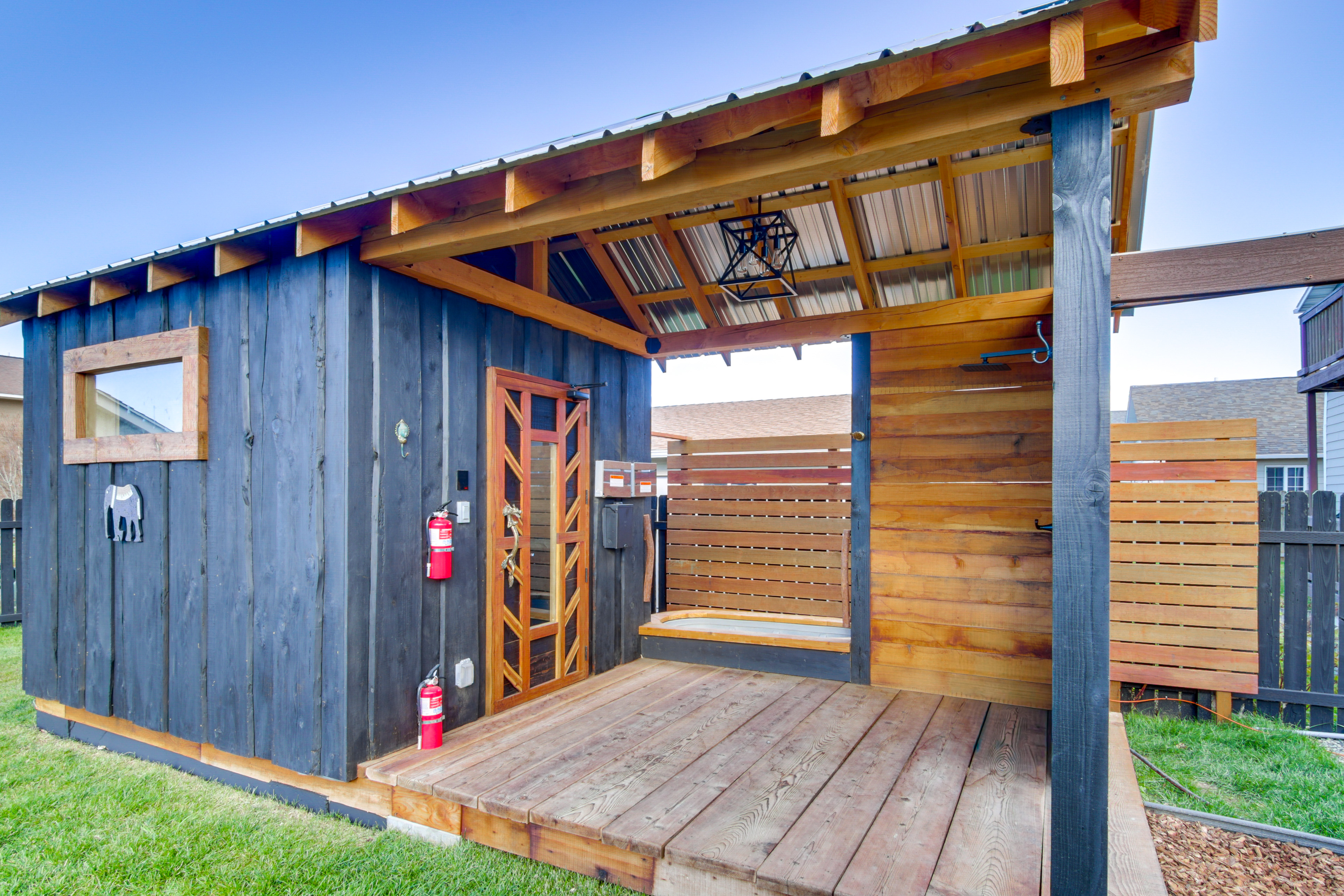 12 Mi to Bozeman: Pet-Friendly Gem w/ Sauna & Yard