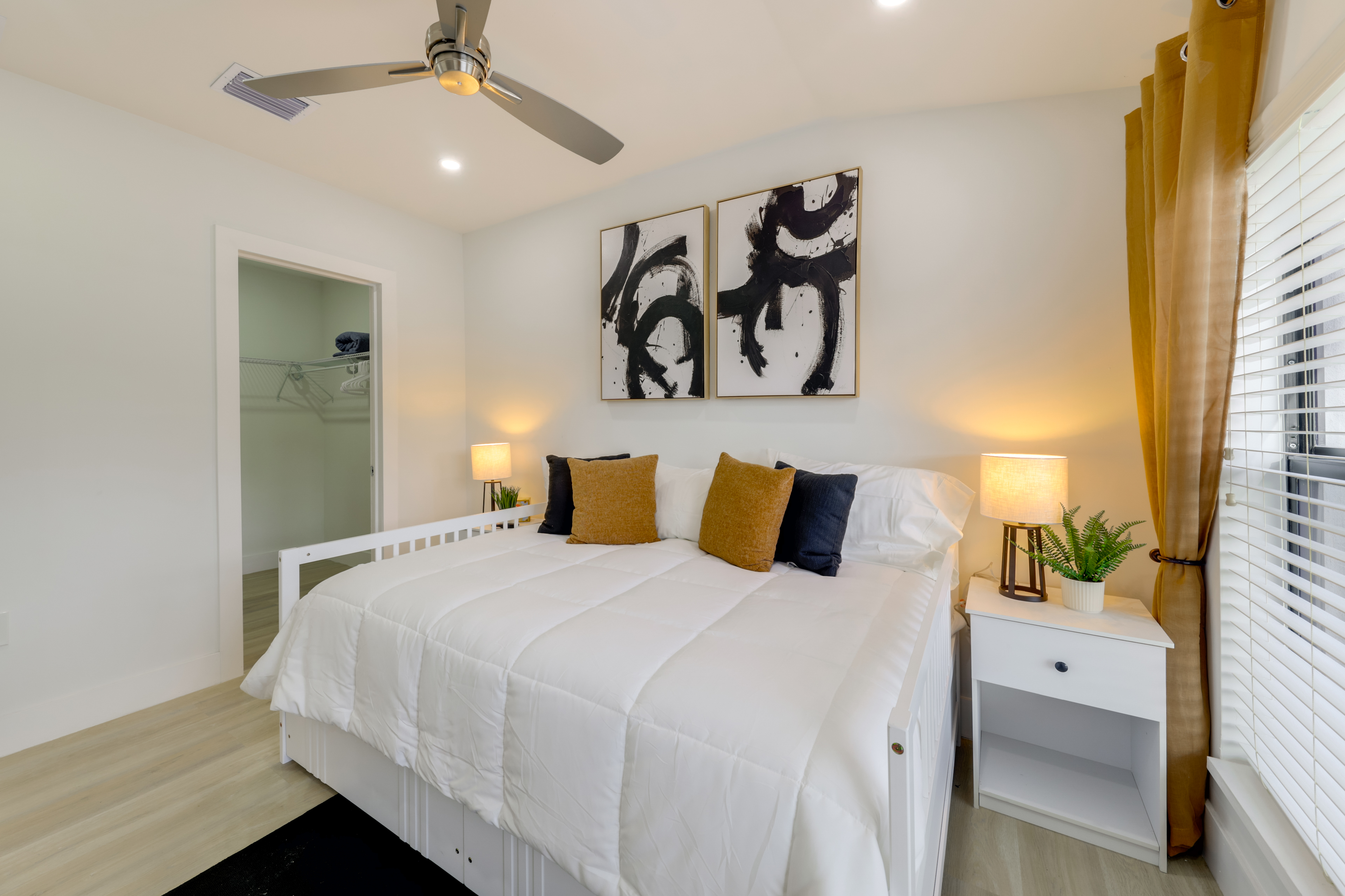 3 Mi to Hard Rock Stadium: Retreat w/ Private Yard