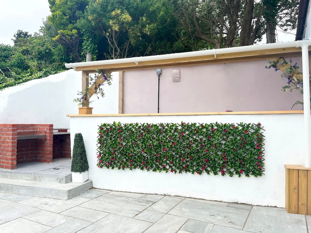 Outdoor Kitchen 