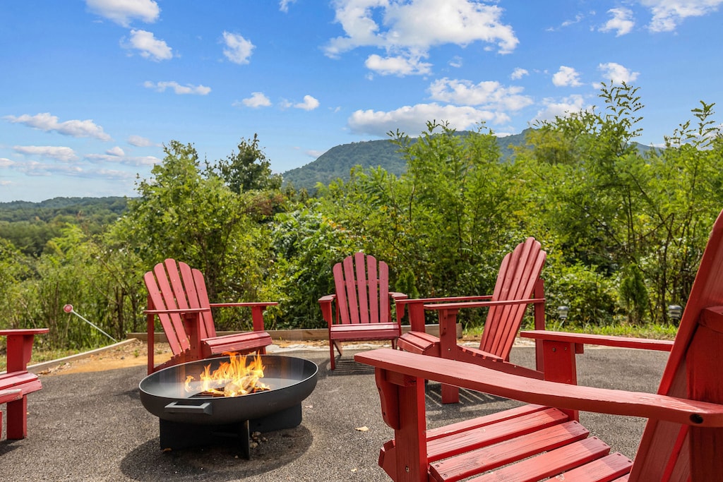 Firepit with seating