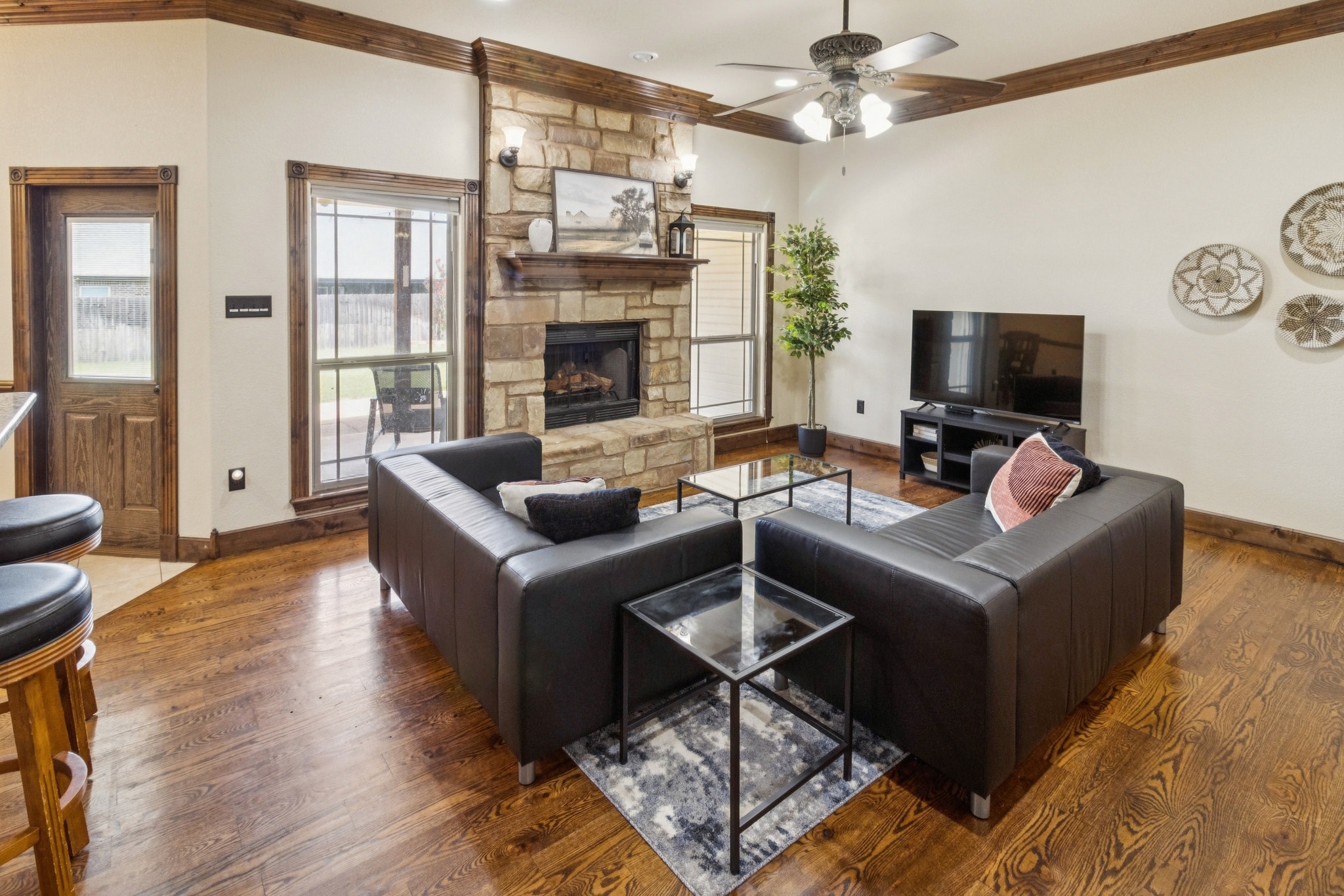 Gorgeous 4BR Dakota Springs Home Gorgeous 4BR Dakota Springs Home