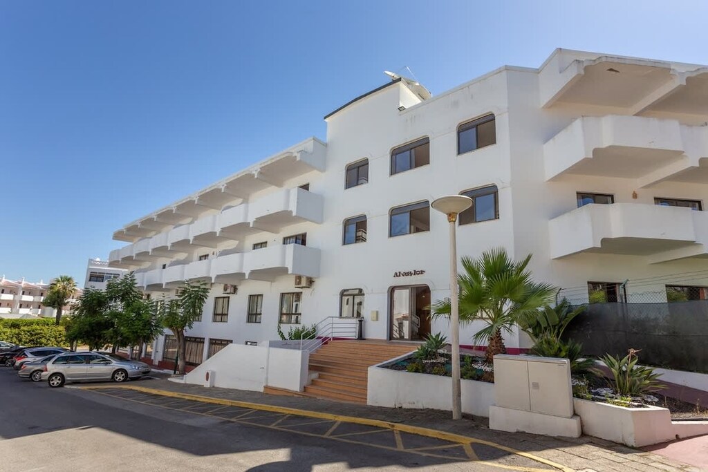 You will stay in a private condominium the best location of the city!