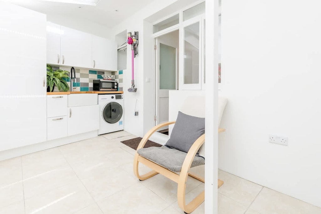 Conservatory with dining table