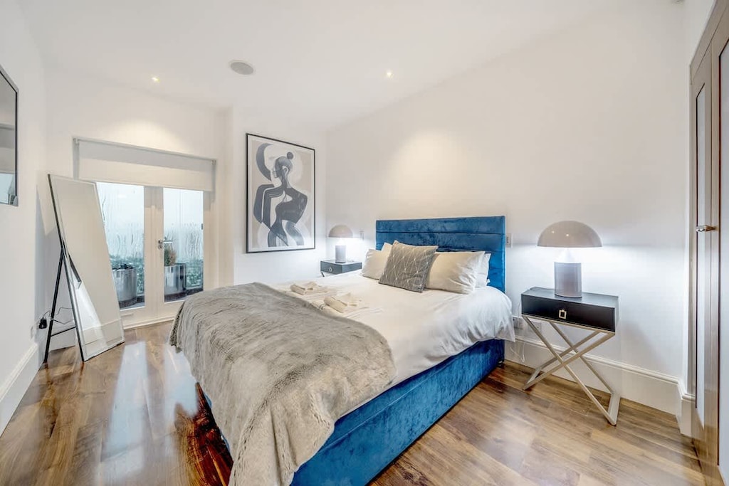 Bedroom 1 with ensuite