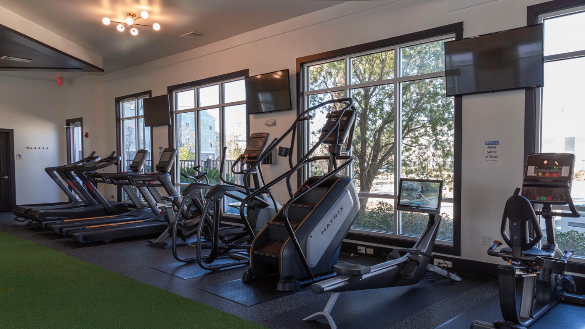 Longshore Commons - 1 Bedroom in Sav...